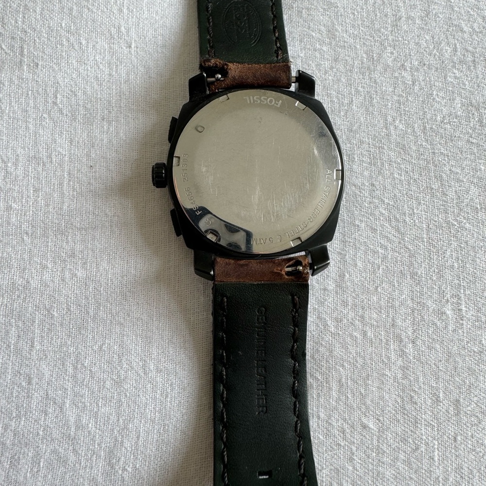 Fossil Watch - Picture 2 of 4